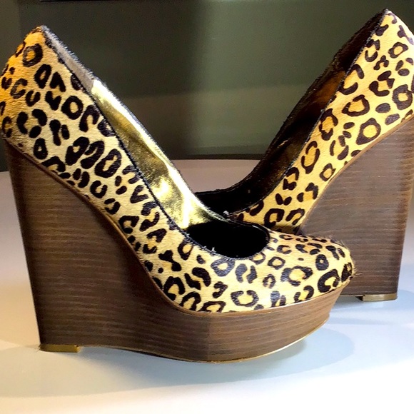 STEVE MADDEN PAMMY WOMANS PLATFORM WEDGE LEOPARD PRINT SIZE 8 - Picture 4 of 5